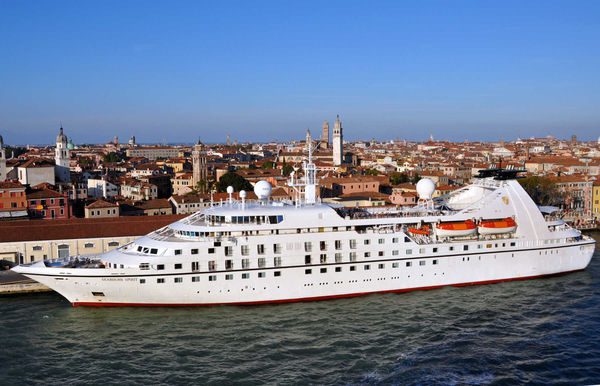 The Ultimate Budget Cruise Experience: Exploring the Mediterranean